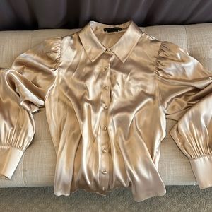 Alice and Olivia gold top size S